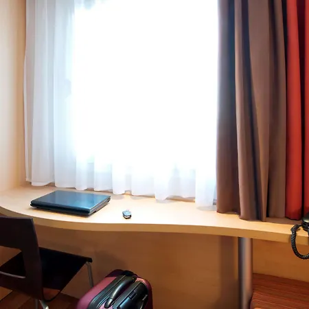 Hotel Ibis Ostrobramska