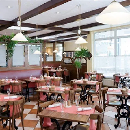 Hotel Ibis Ostrobramska 2*