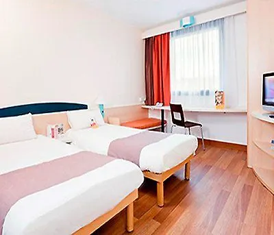 Hotel Ibis Ostrobramska