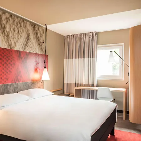 Ibis Ostrobramska Hotel Warschau