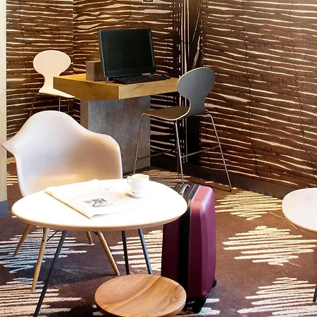 Ibis Ostrobramska Hotel Warschau