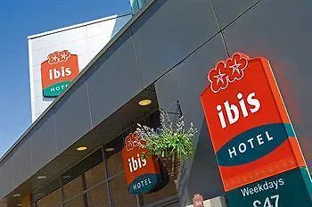 Hotel Ibis Ostrobramska 2*
