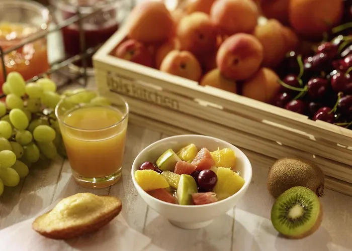 Ibis Ostrobramska Отель Варшава