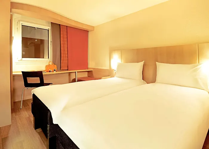 Ibis Ostrobramska Hotel Warschau