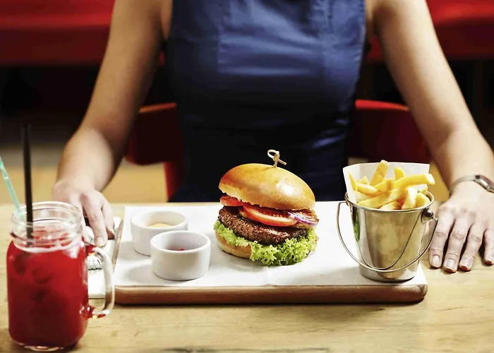 Ibis Ostrobramska 2* Warschau