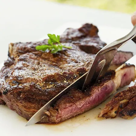 Ibis Ostrobramska Varşova