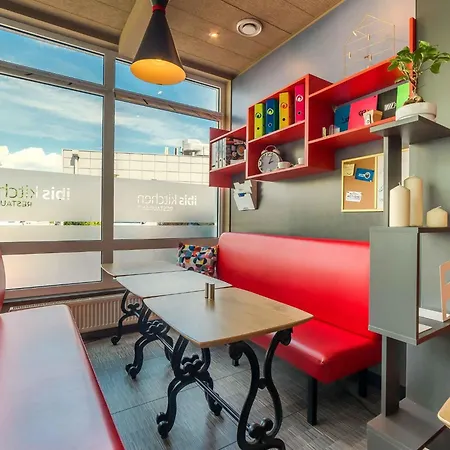 Ibis Ostrobramska Otel 2*