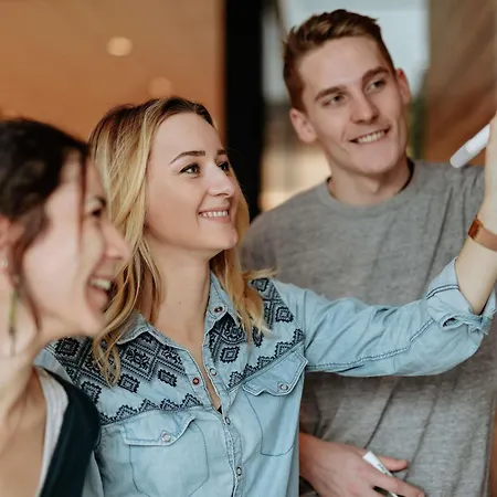 Ibis Ostrobramska 2* ורשה