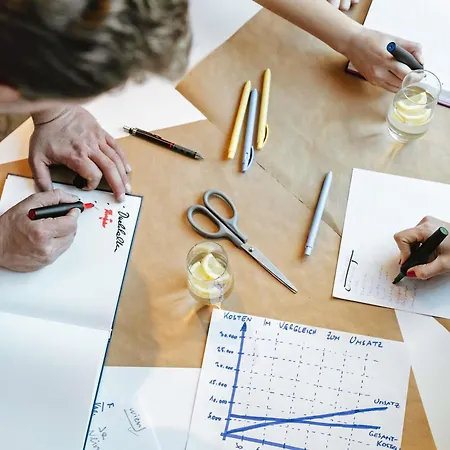 מלון Ibis Ostrobramska 2*