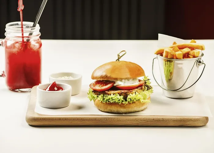 Ibis Ostrobramska Hotel