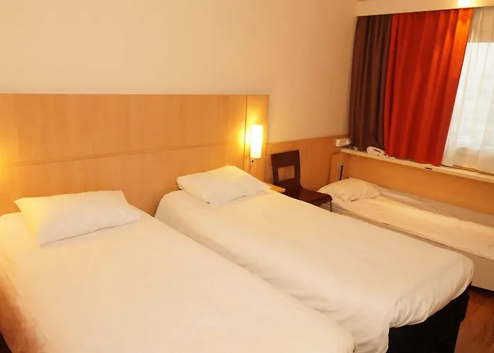 Ibis Ostrobramska Warsaw