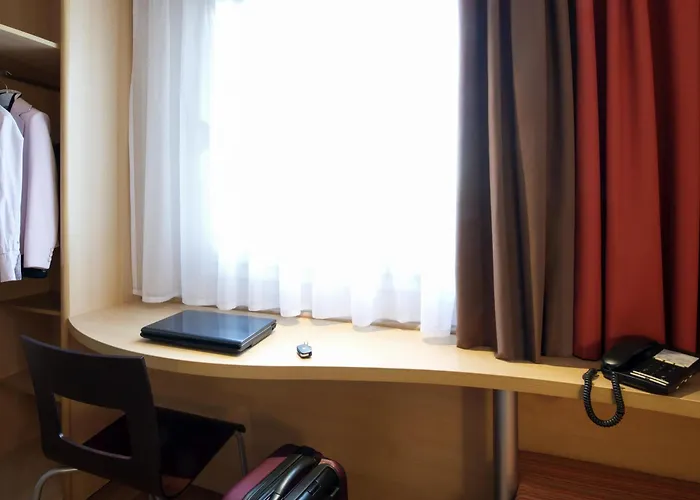 Ibis Ostrobramska Hotel Warsaw